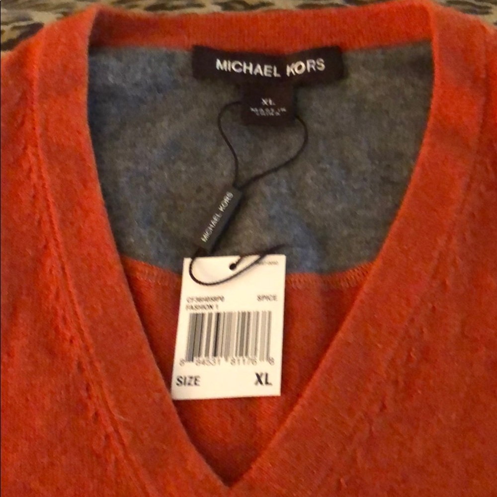 Sweater - Picture 2 of 3